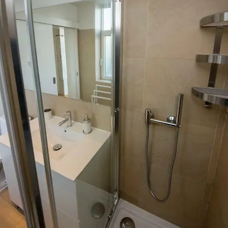 Apartment Queen's House Lapa, Boutique Apt 2 Bedrooms With Ac *