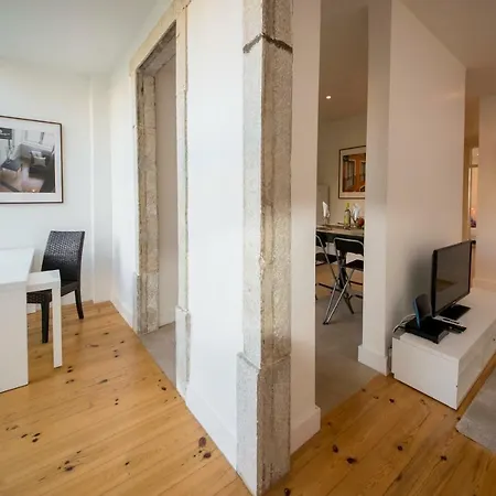 Queen's House Lapa, Boutique Apt 2 Bedrooms With Ac * Lisbon